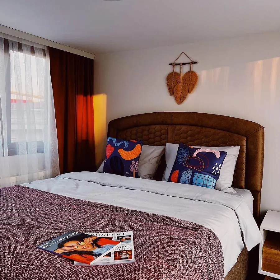 Triplex House With Bridge View Apartment Istanbul