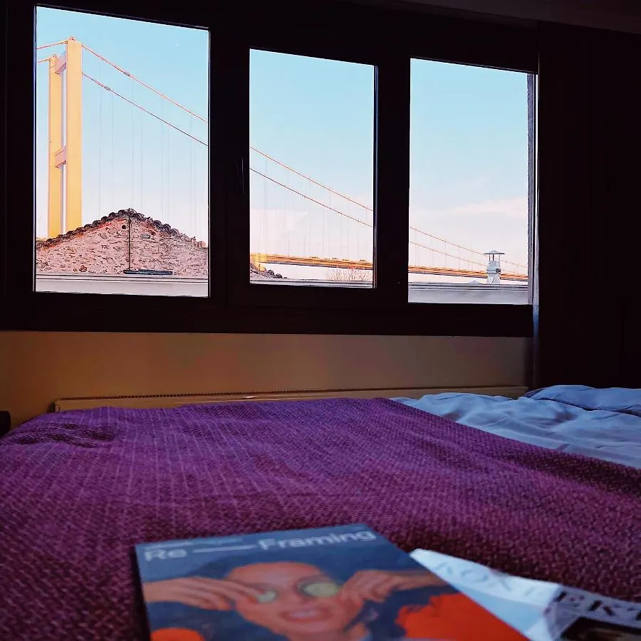 Triplex House With Bridge View Apartment Istanbul